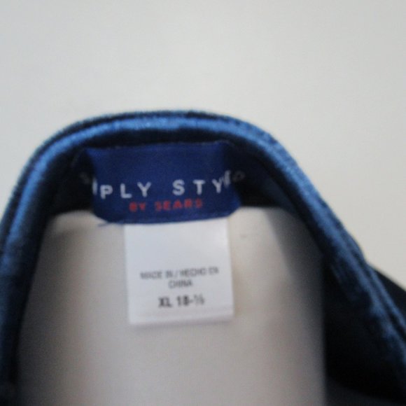 Simply Styled Girls' Velour Holiday Skater Dress - Picture 5 of 5